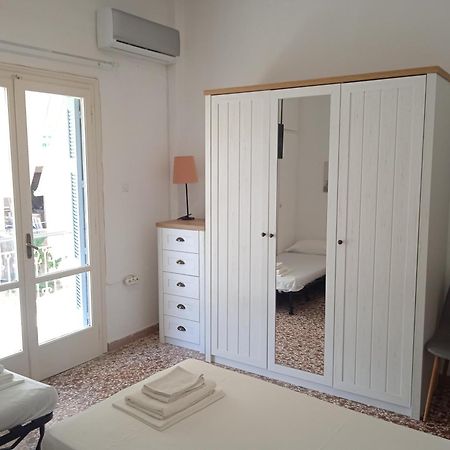 Elina'S Room Poros Town Екстер'єр фото