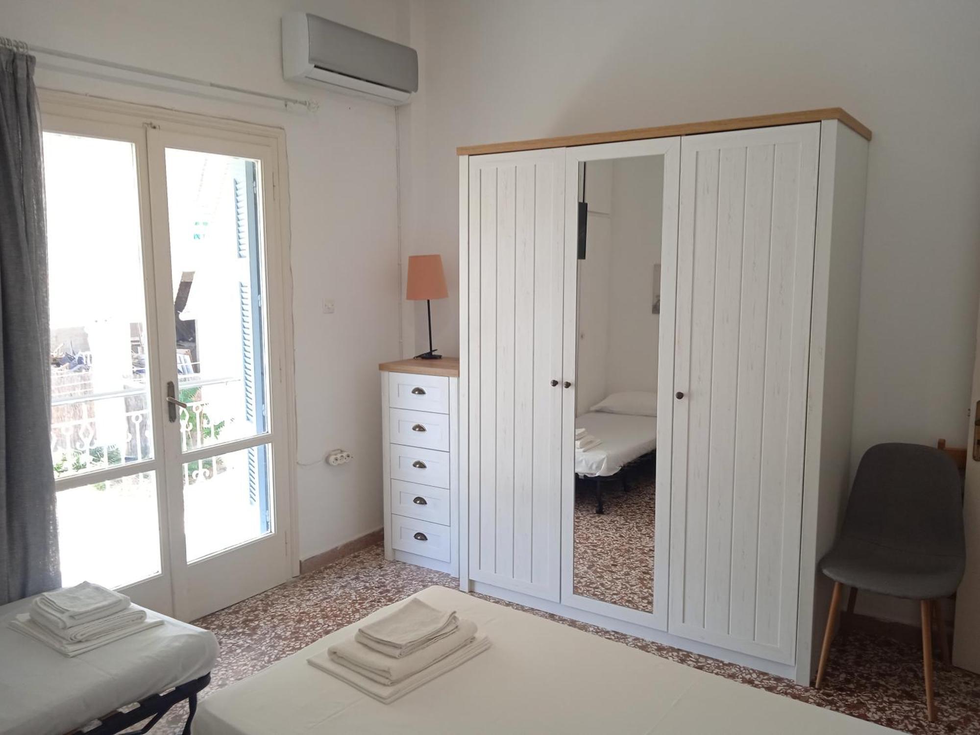 Elina'S Room Poros Town Екстер'єр фото