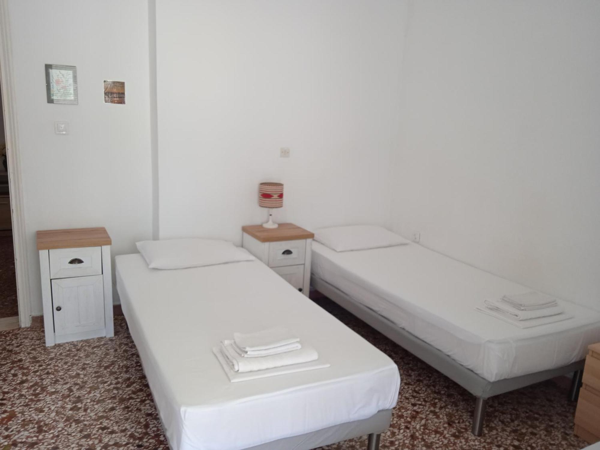 Elina'S Room Poros Town Екстер'єр фото
